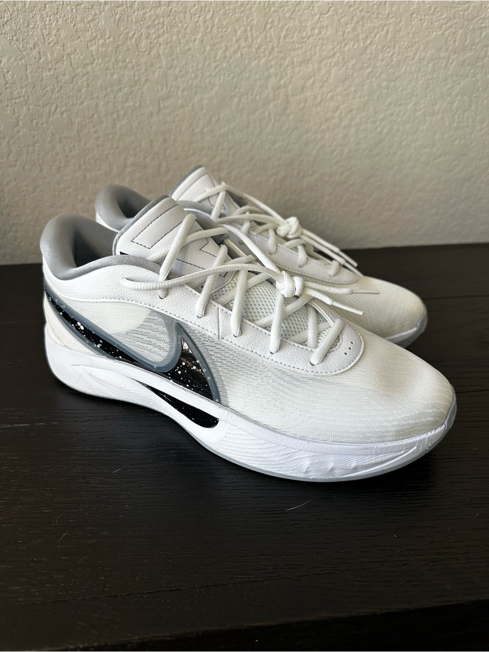 Nike Freak 6 Men’s Basketball shoes size 11